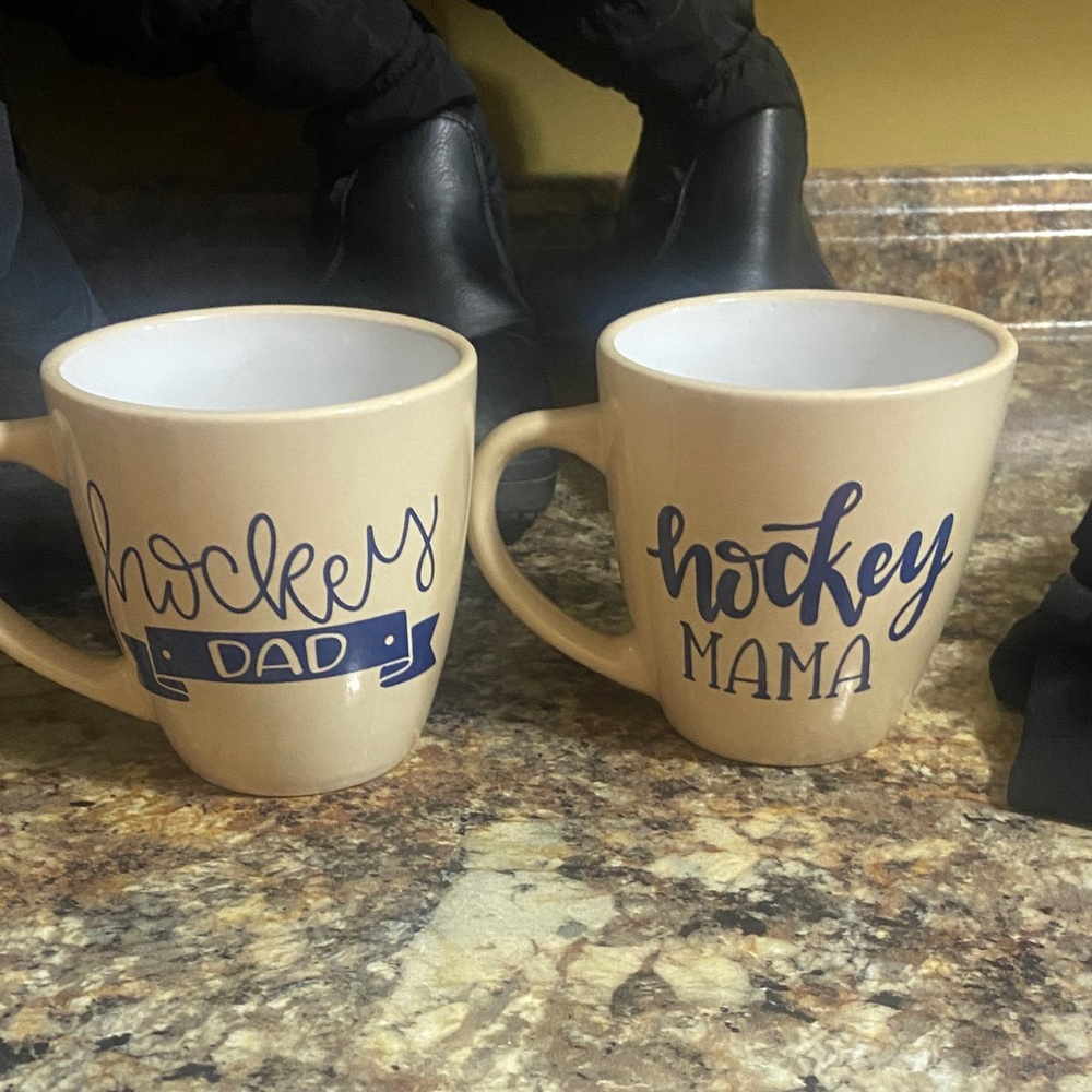 Hockey Dad and Mama Mug Set - Cream